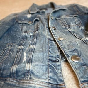 American Eagle distressed crop denim jacket, Size Large